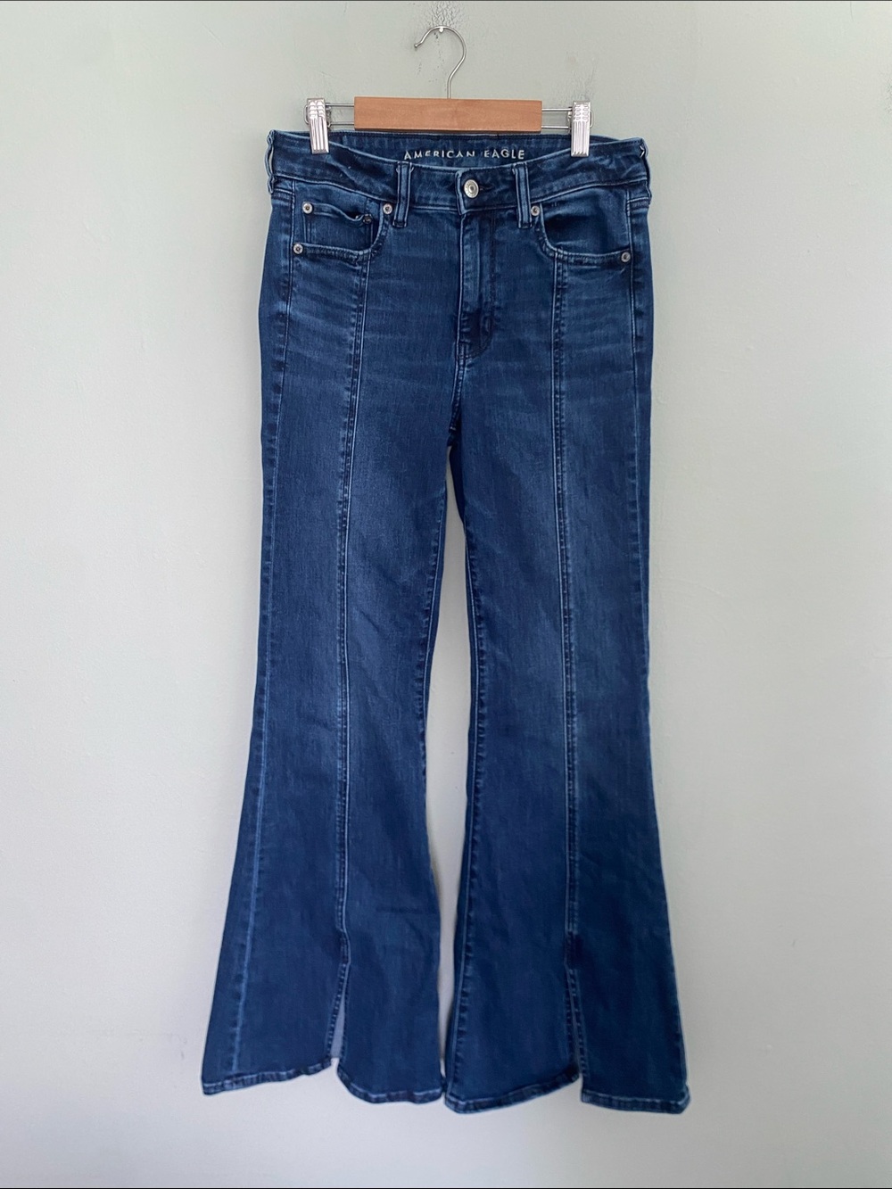 American Eagle Women’s Festival Flare Dark Wash Jeans Denim Size 6